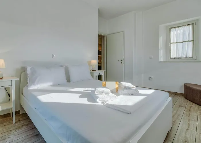 Luxury House With Panoramic View, St George, Antiparos Apartment *